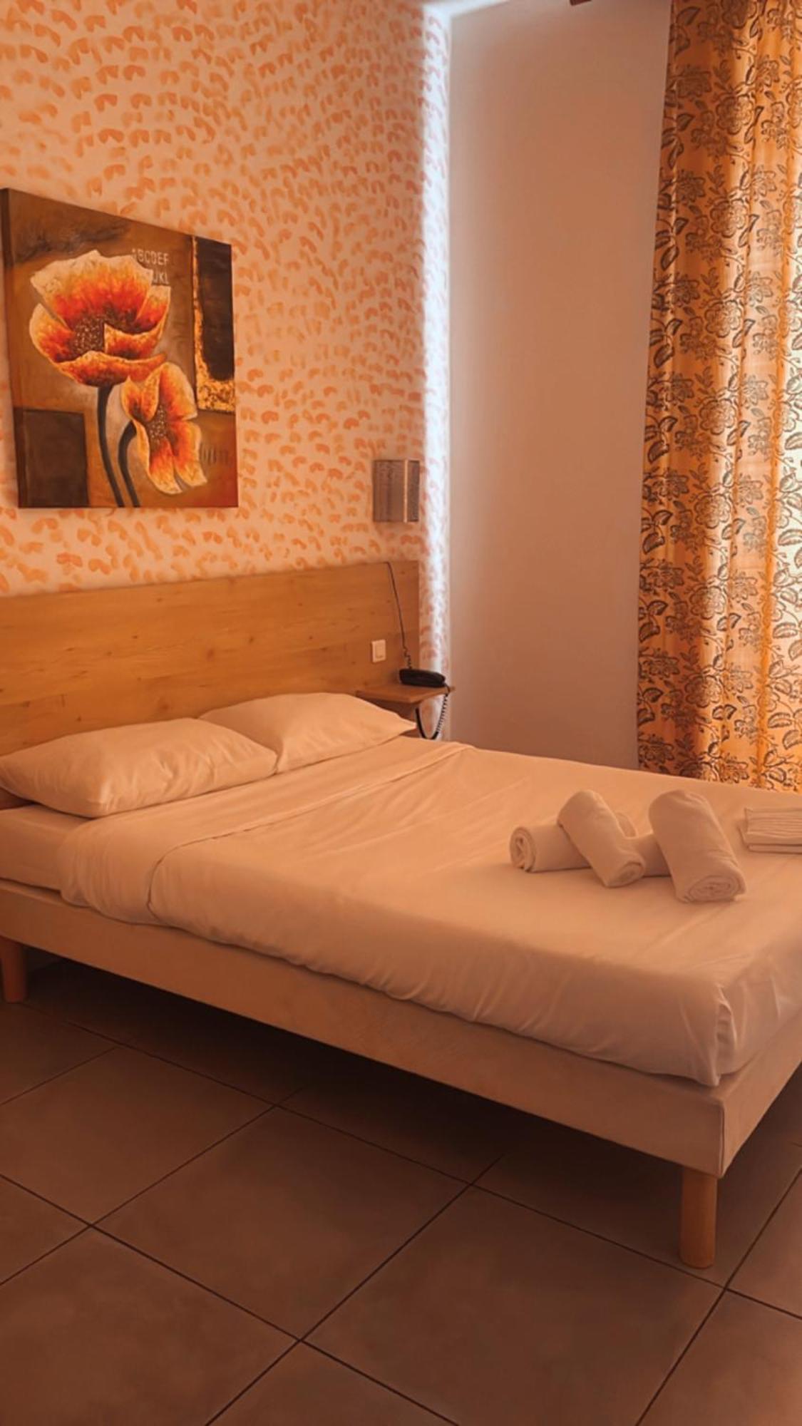 Hotel Riviera Бастия Екстериор снимка