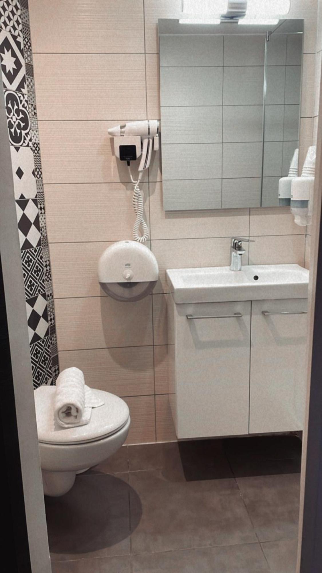 Hotel Riviera Бастия Екстериор снимка