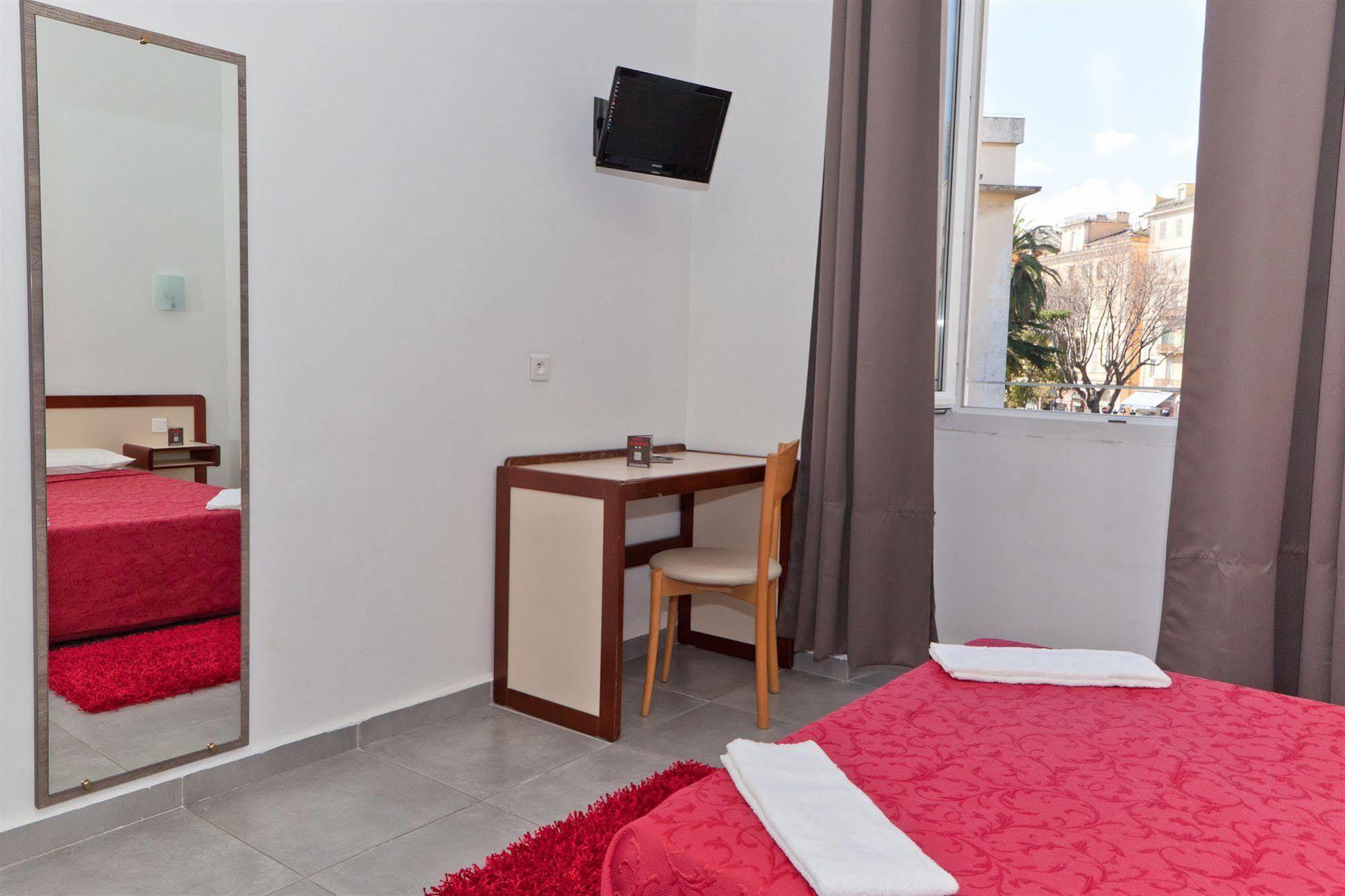 Hotel Riviera Бастия Екстериор снимка